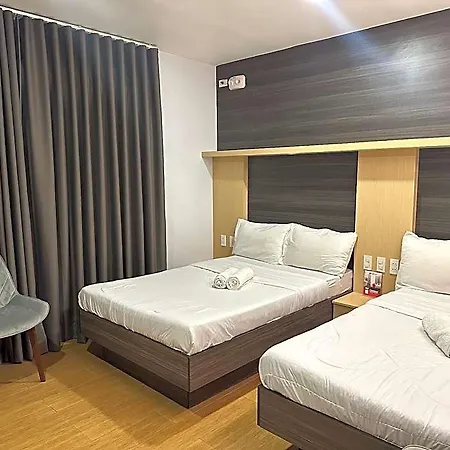 Rudhil\'S Place Hotel And Dormitory