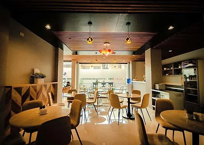 Rudhil's Place And 5*