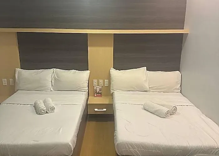 Hotel Rudhil's Place And