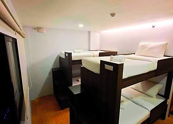 Hotel Rudhil's Place And